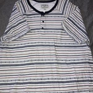 Men’s lucky brand tee